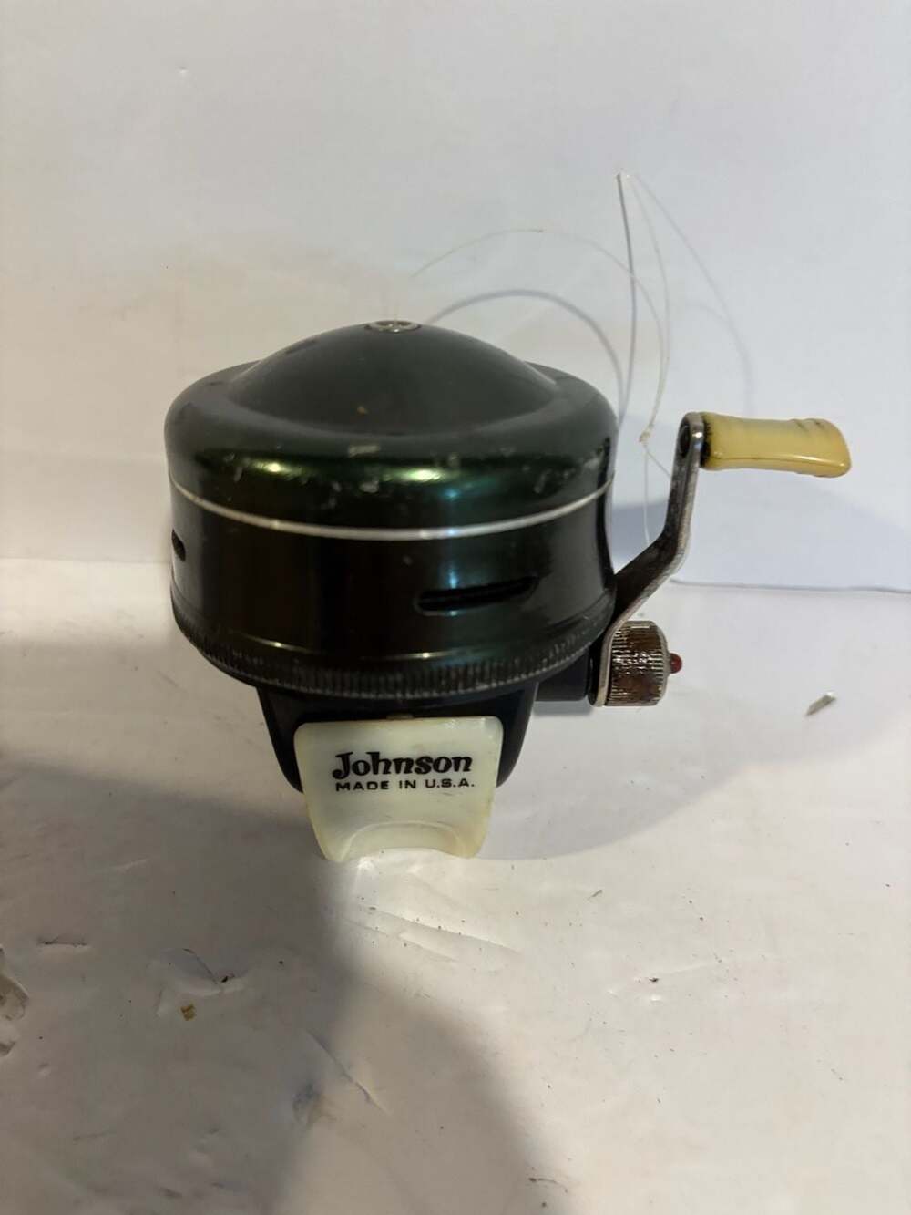 Vintage Johnson Sabra Model 130A Enclosed Casting Reel in Original Box